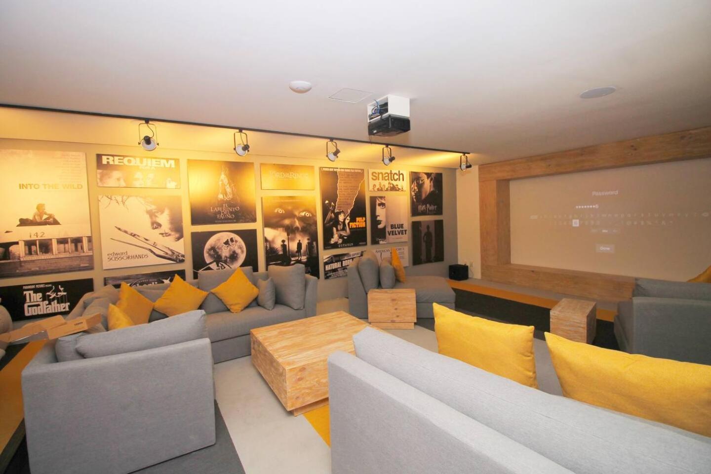 Downtown Stylish 2br With Large Terrace Pool Gym And Bar Playa del Carmen