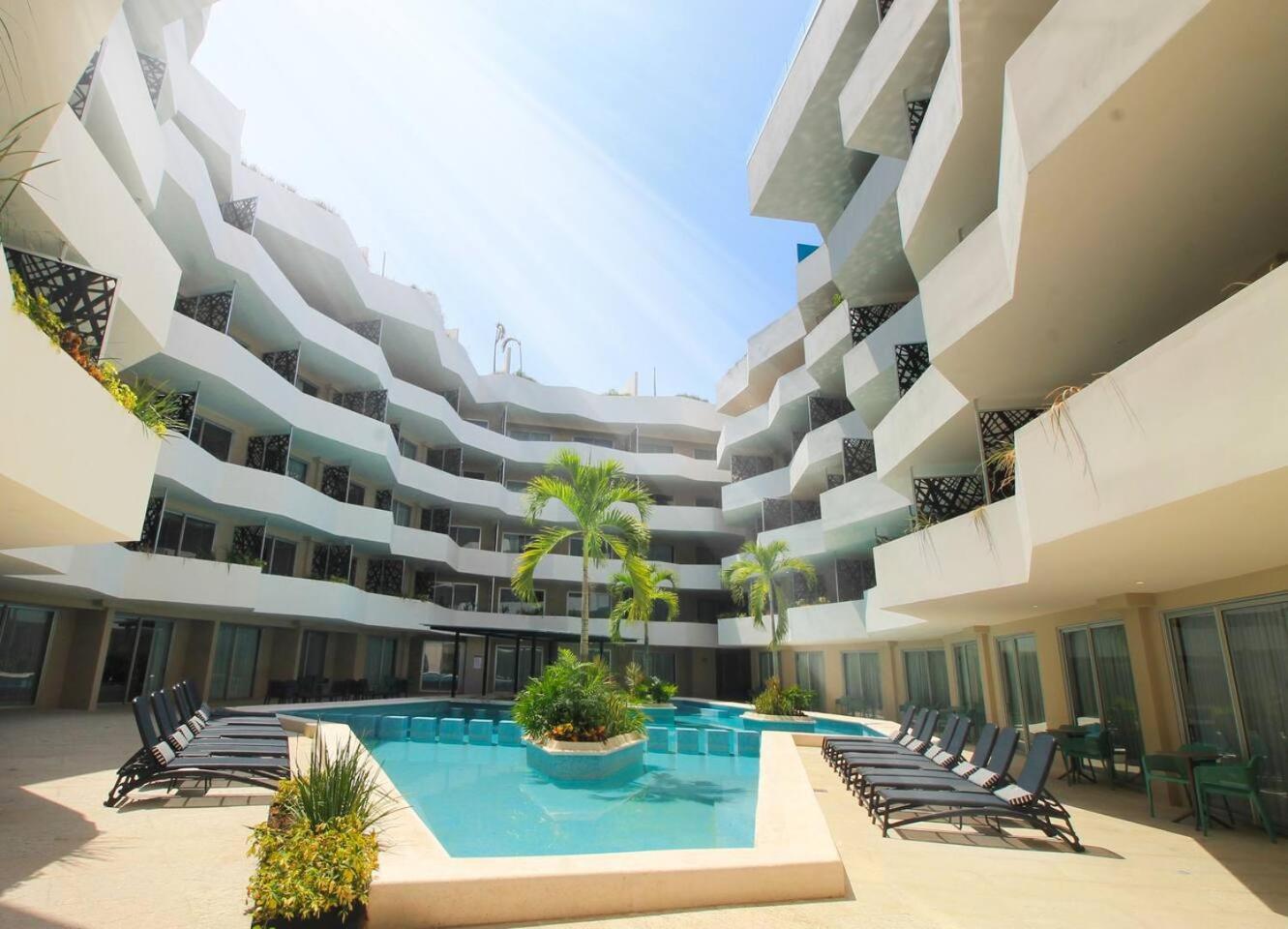 Downtown Stylish 2br With Large Terrace Pool Gym And Bar Apartamento