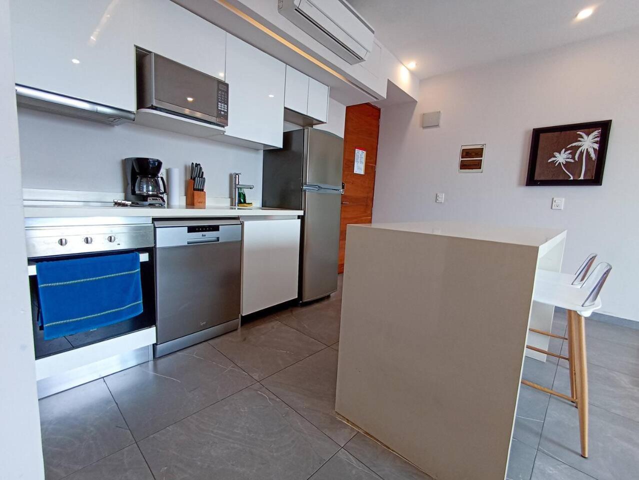 Downtown Stylish 2br With Large Terrace Pool Gym And Bar Apartamento *
