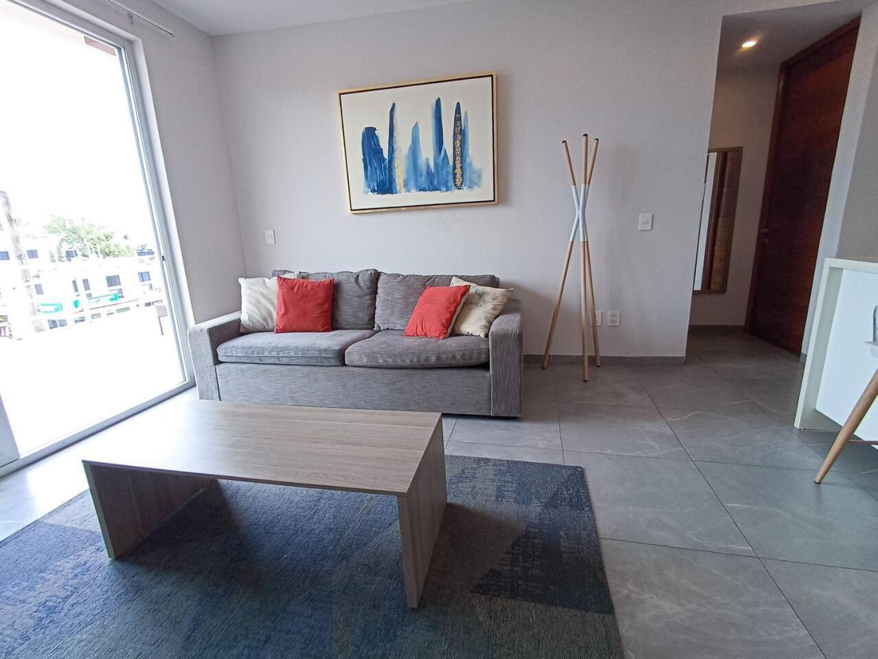 Downtown Stylish 2br With Large Terrace Pool Gym And Bar
