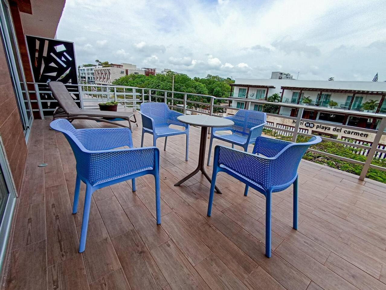 Downtown Stylish 2br With Large Terrace Pool Gym And Bar Playa del Carmen